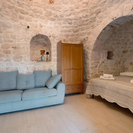 Nyaraló Trulli Marosa *