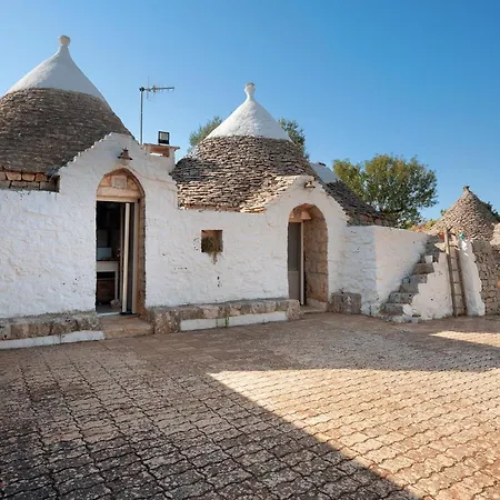 度假居 Trulli Marosa 卡斯特拉纳格罗泰